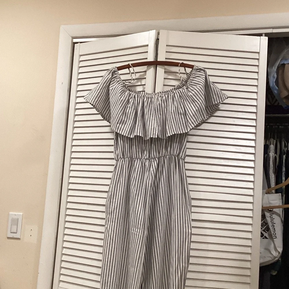 H&M Off the Shoulder Gray and White Striped Jumpsuit